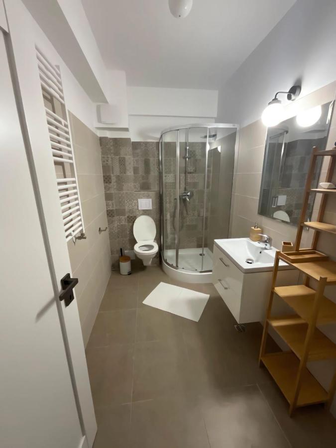 Palas Mall Apartment Q Residence Яссы Экстерьер фото