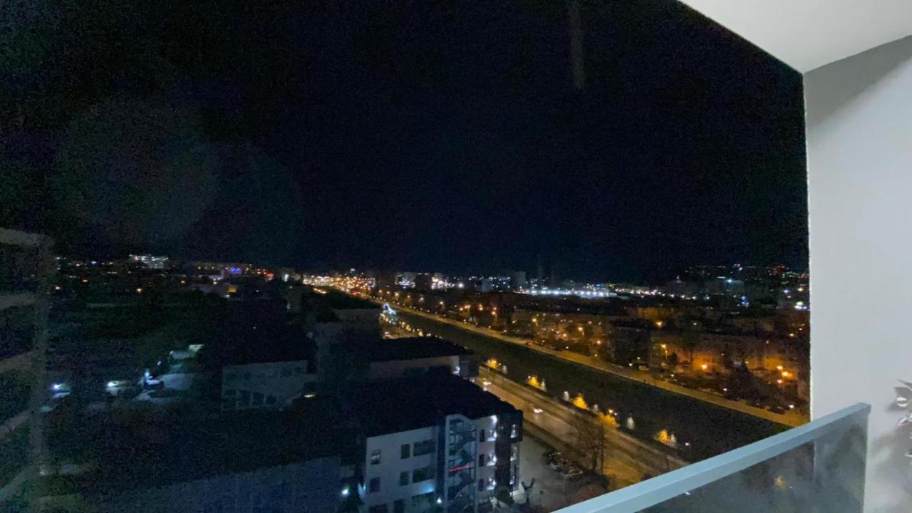 Palas Mall Apartment Q Residence Яссы Экстерьер фото