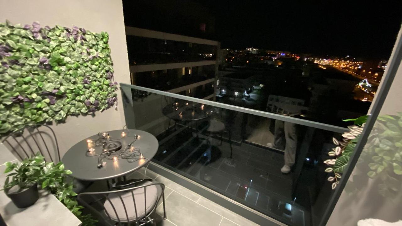 Palas Mall Apartment Q Residence Яссы Экстерьер фото